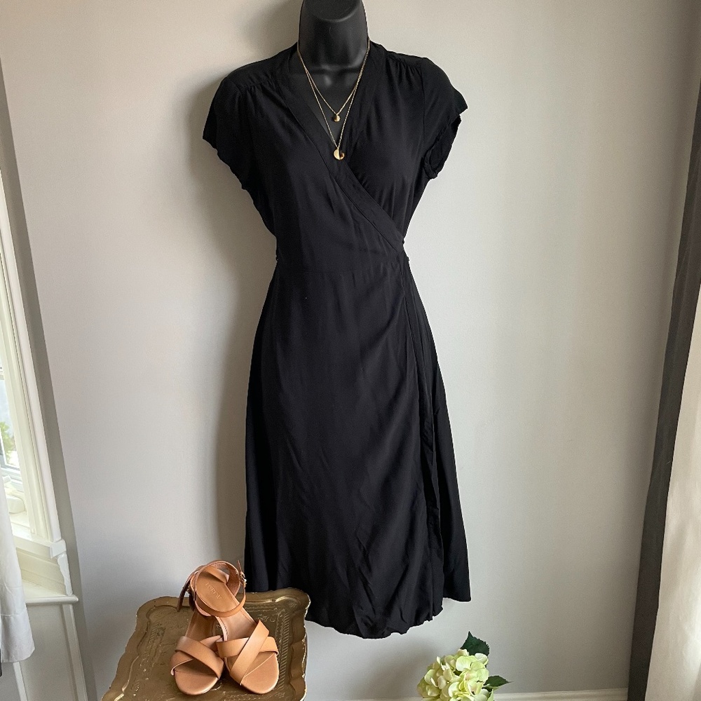 Old Navy Duo Wrap Dresses, S - Picture 4 of 14